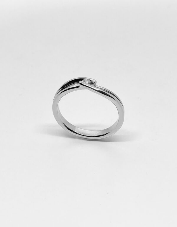 Alliance or blanc 18k et diamant
